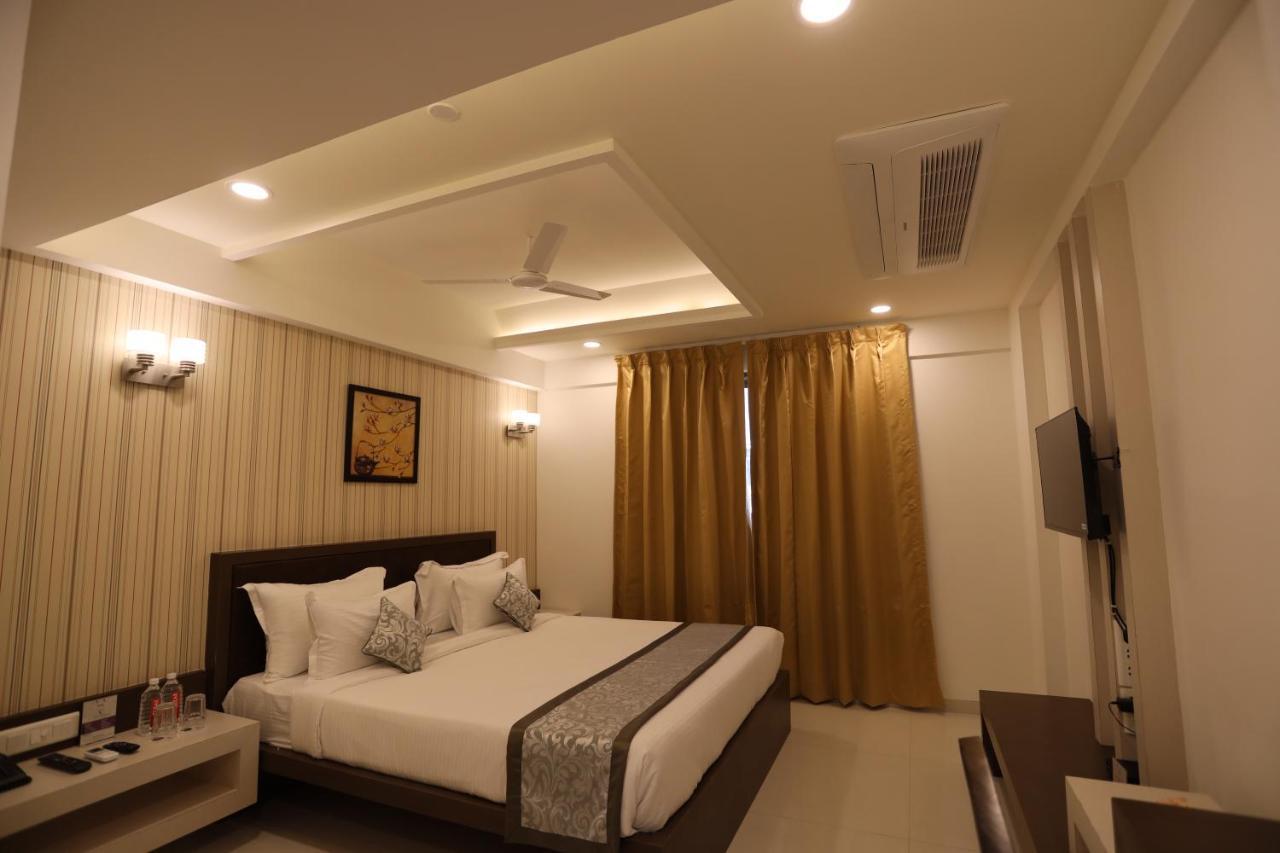 Click Collection Jaipur, Sindhi Camp Hotell Exteriör bild