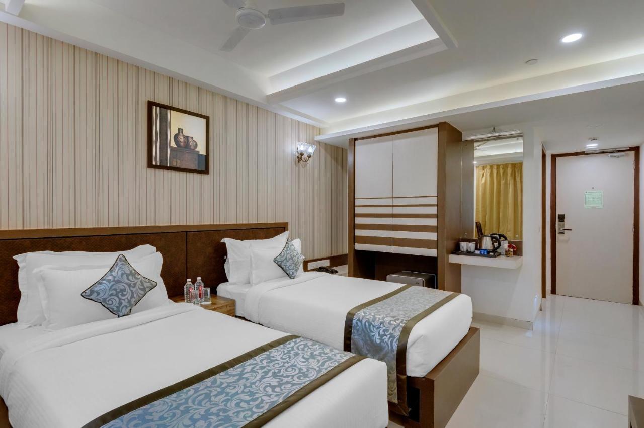 Click Collection Jaipur, Sindhi Camp Hotell Exteriör bild