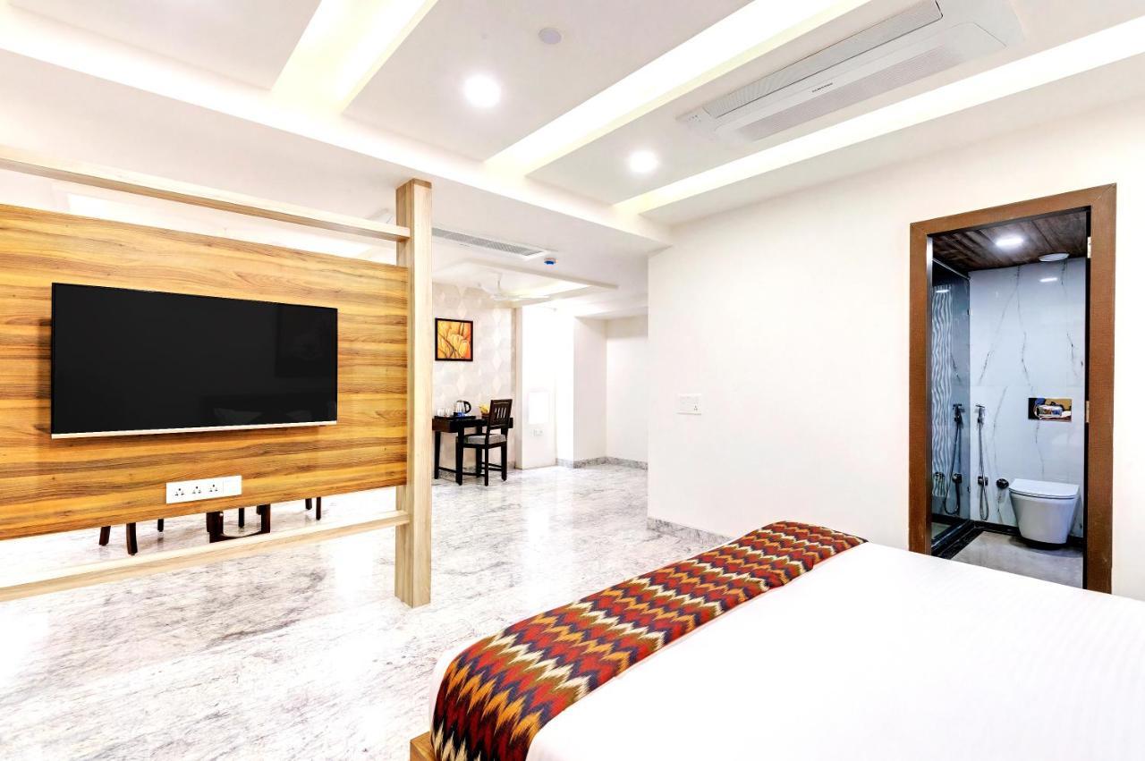Click Collection Jaipur, Sindhi Camp Hotell Exteriör bild